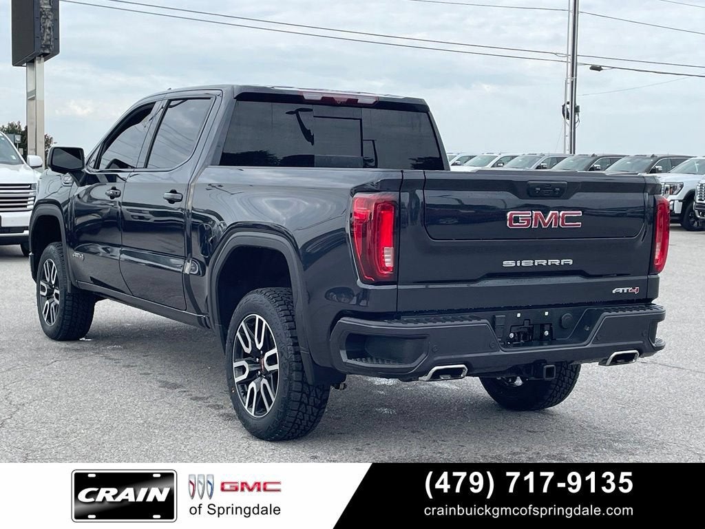 2025 GMC Sierra 1500 AT4