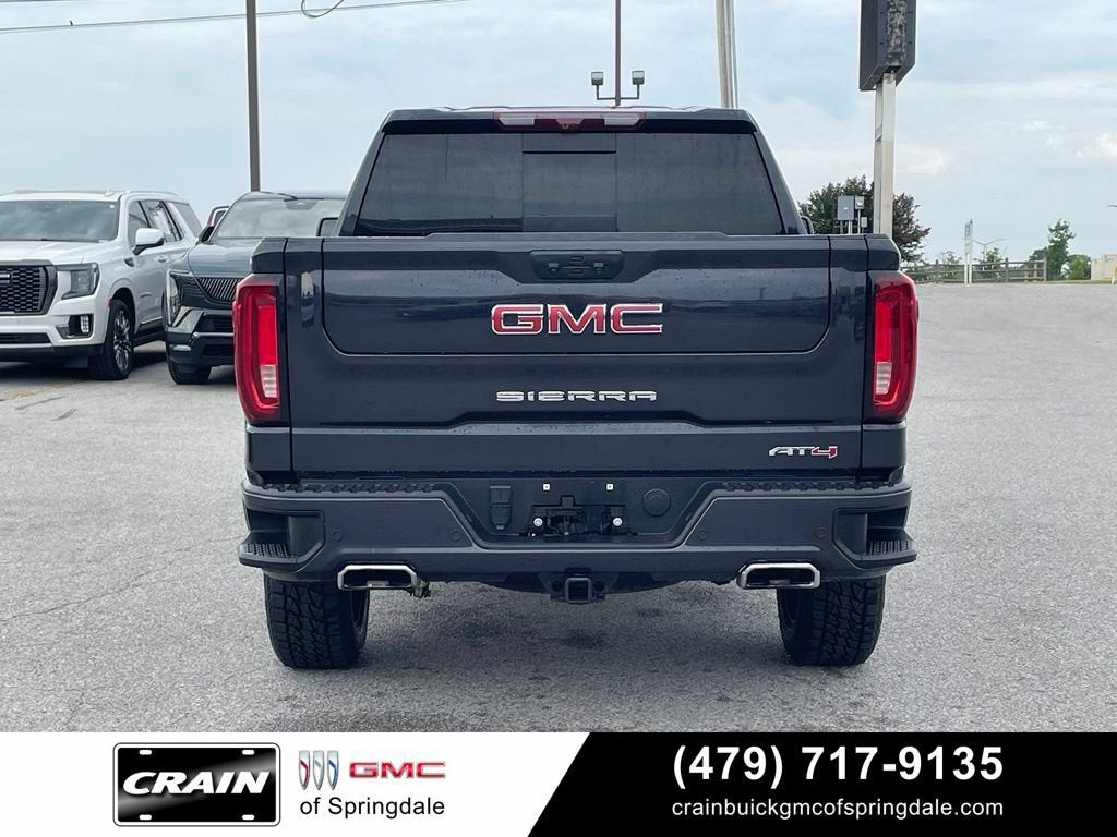 2025 GMC Sierra 1500 AT4