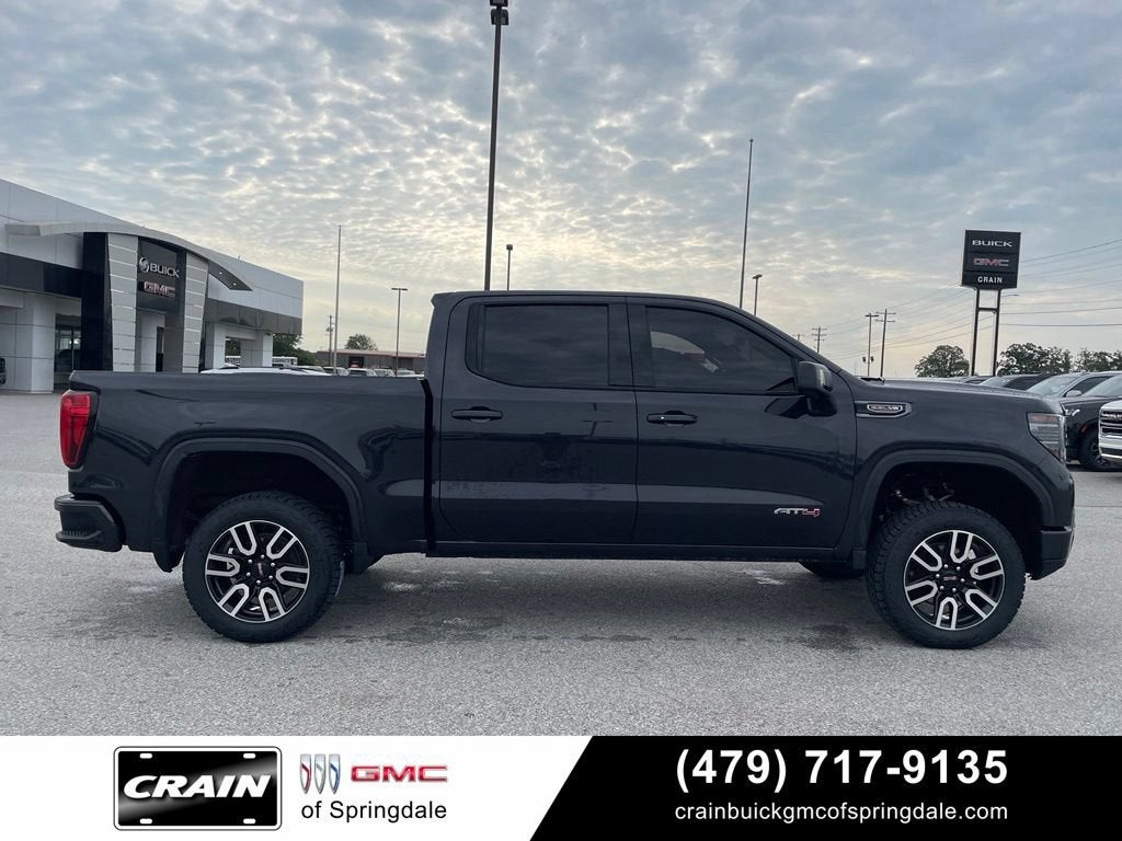 2025 GMC Sierra 1500 AT4