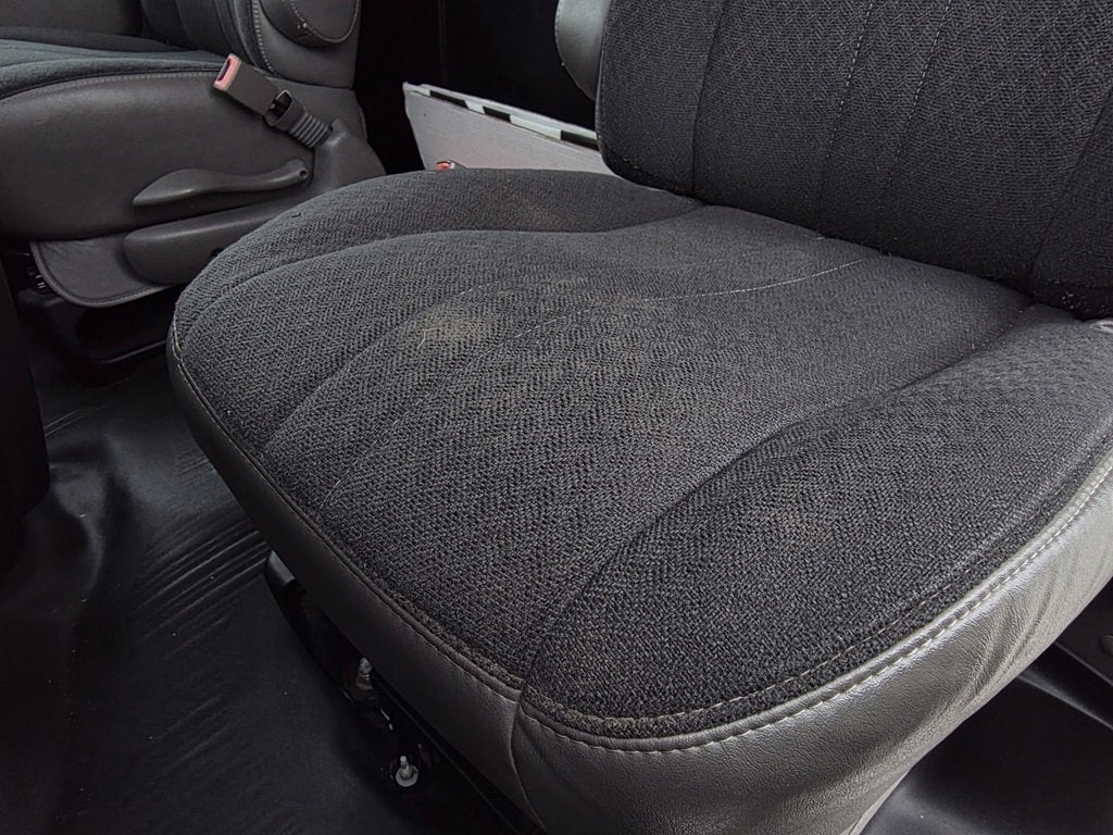 2023 GMC Savana Cargo 2500 Work Van