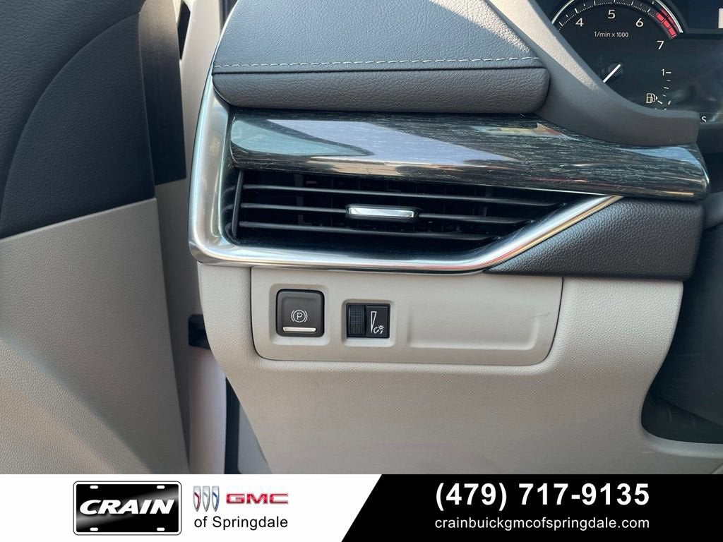 2020 Cadillac XT4 FWD Premium Luxury