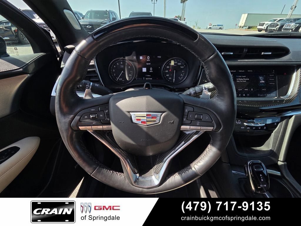 2022 Cadillac XT6 Sport