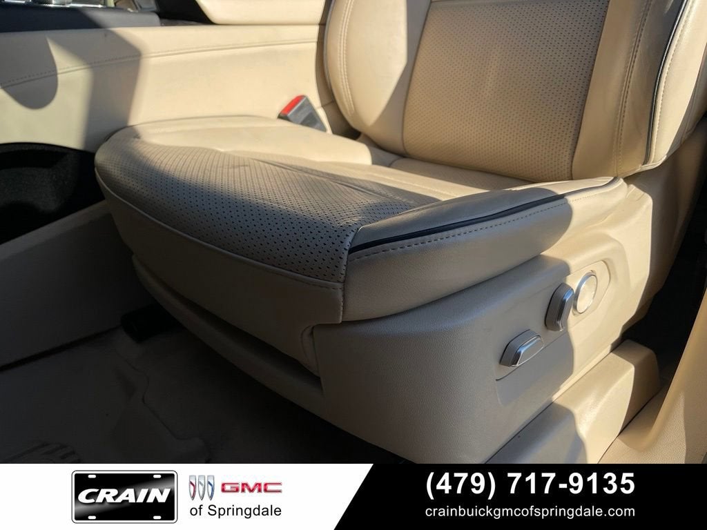 2023 Cadillac Escalade 4WD Premium Luxury