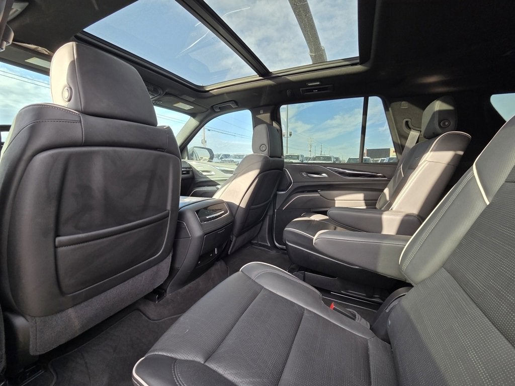 2024 Cadillac Escalade Sport