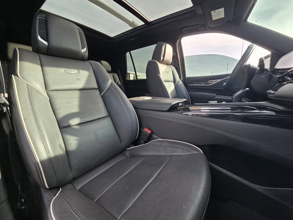 2024 Cadillac Escalade Sport