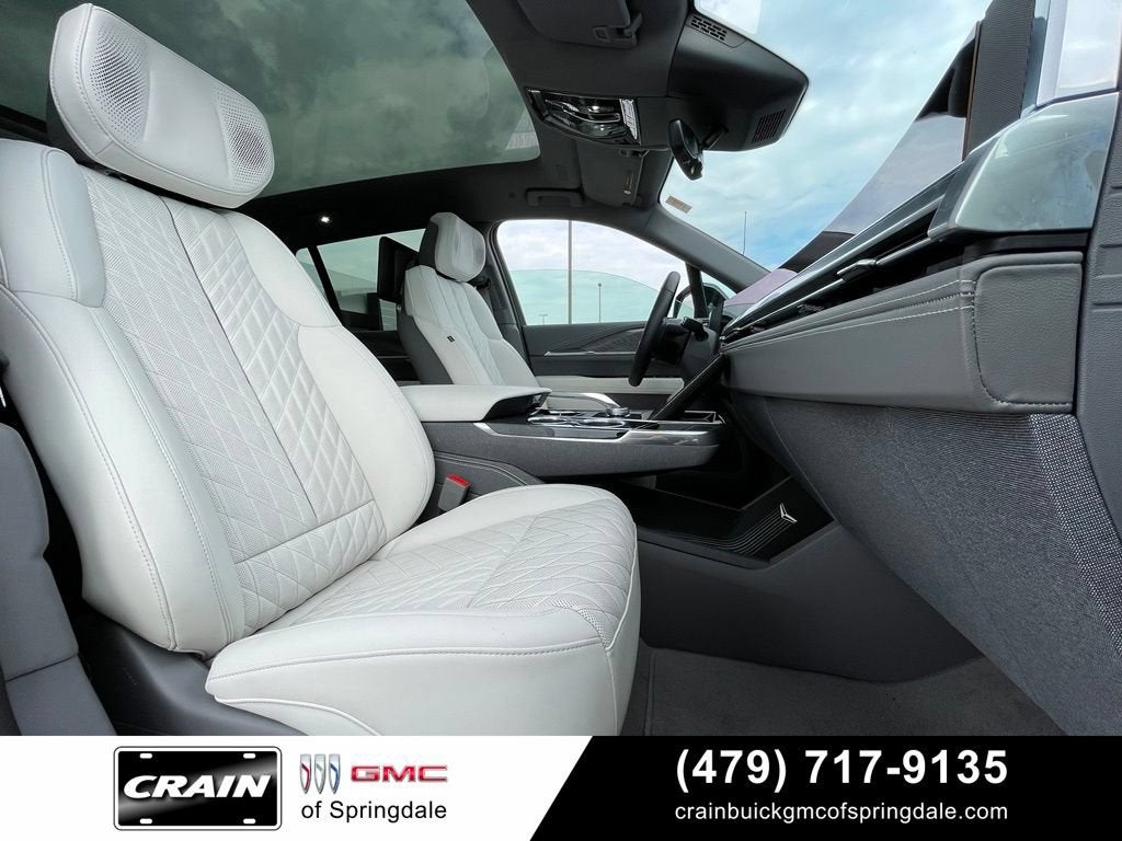 2026 Cadillac ESCALADE IQ Sport