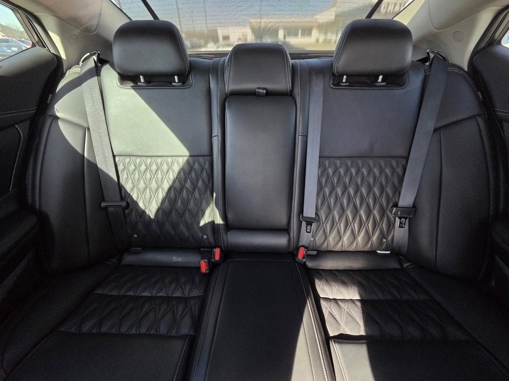 2023 Nissan Maxima Platinum