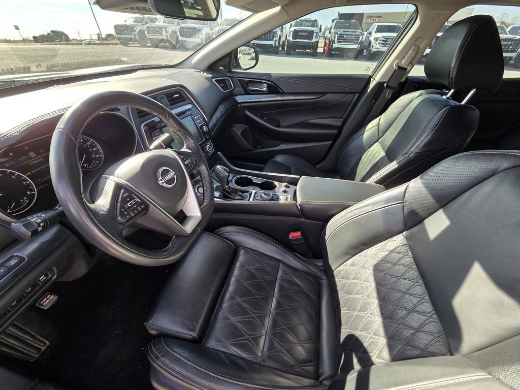 2023 Nissan Maxima Platinum