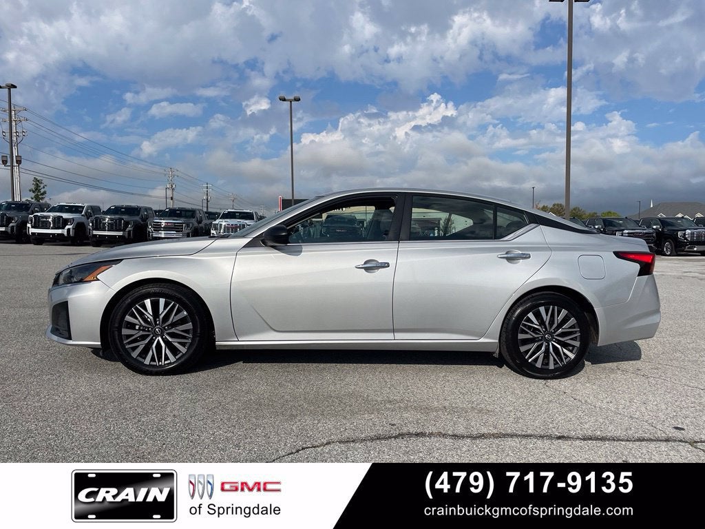2025 Nissan Altima SV