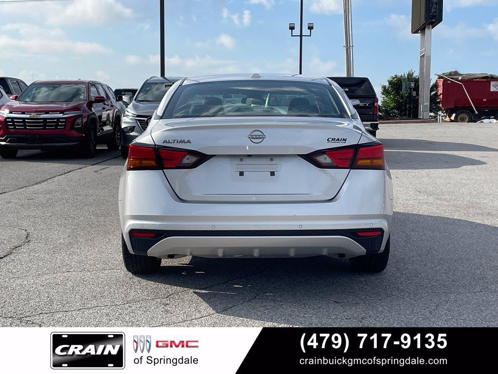 2025 Nissan Altima SV