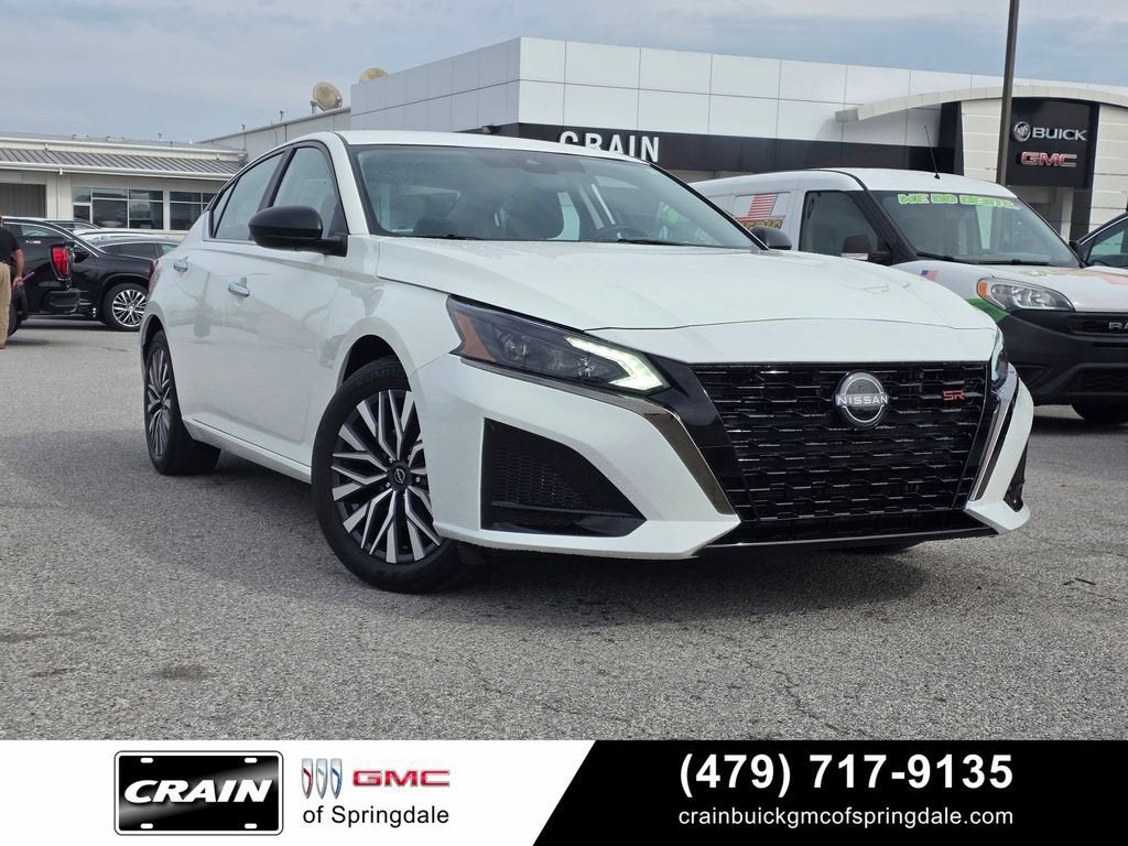 2025 Nissan Altima SV