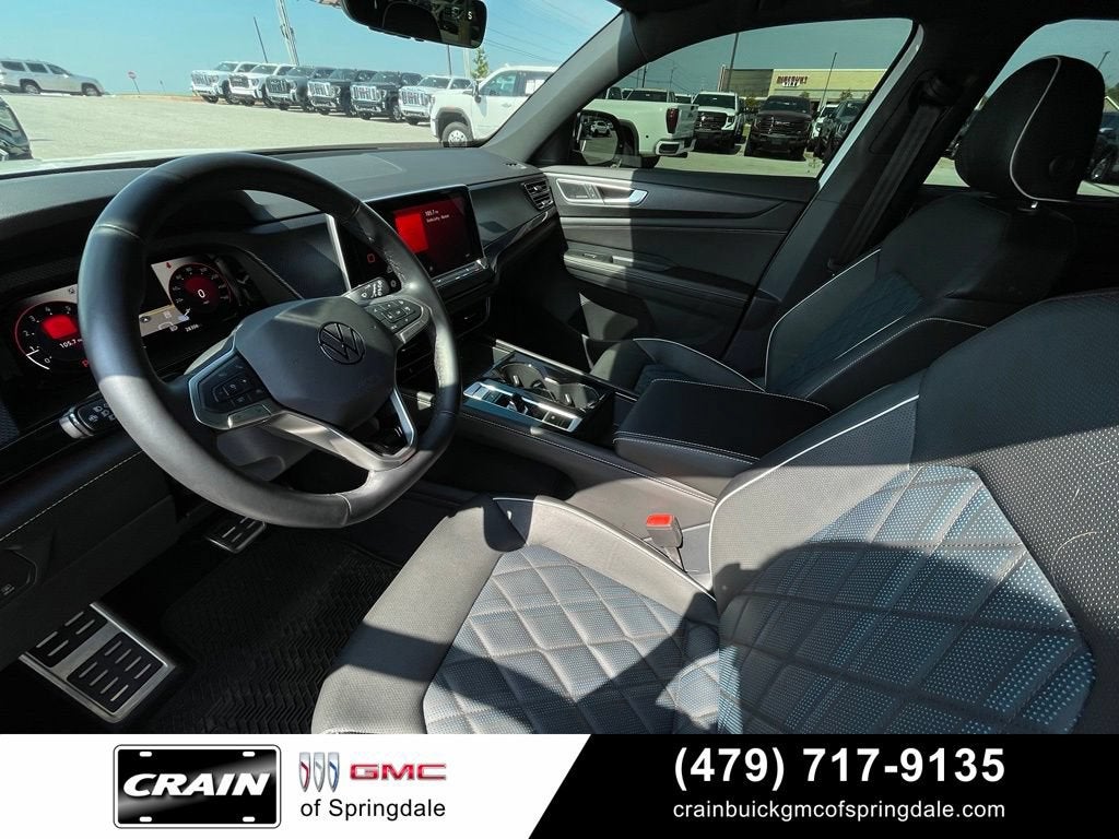 2025 Volkswagen Atlas Cross Sport 2.0T SEL Premium R-Line