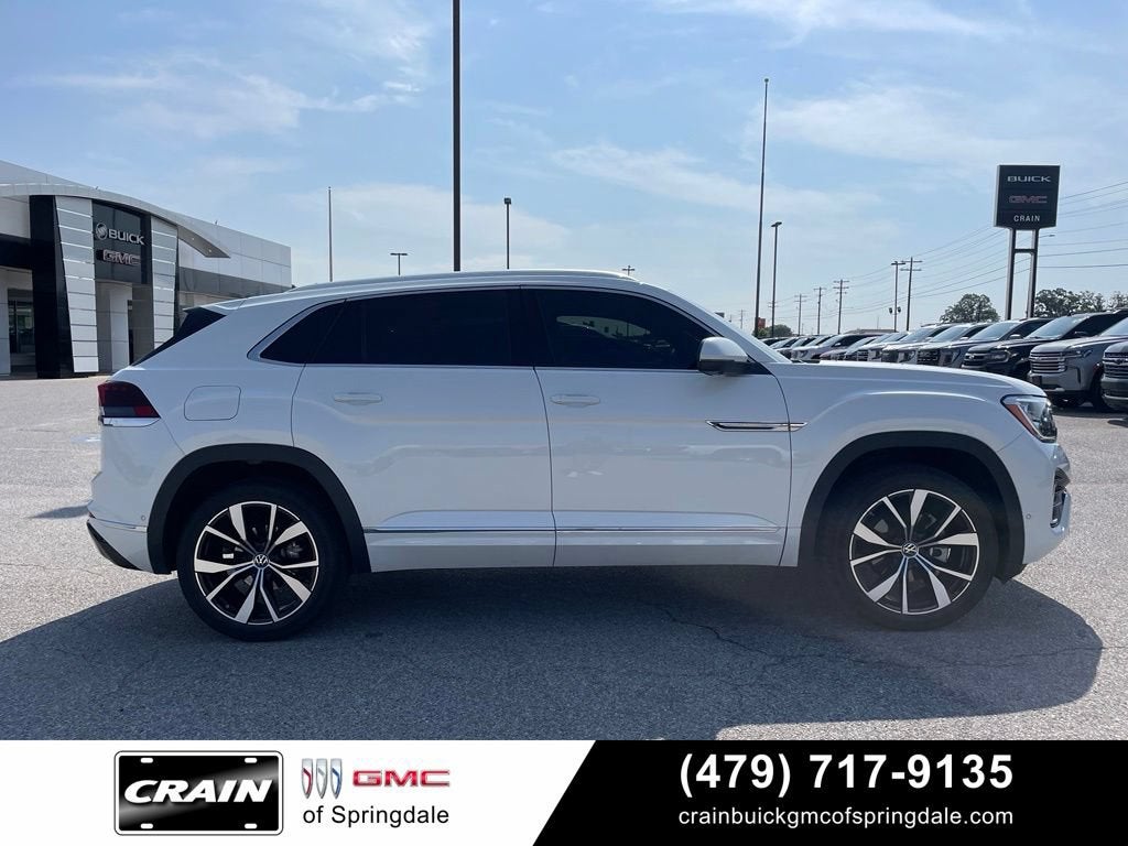 2025 Volkswagen Atlas Cross Sport 2.0T SEL Premium R-Line