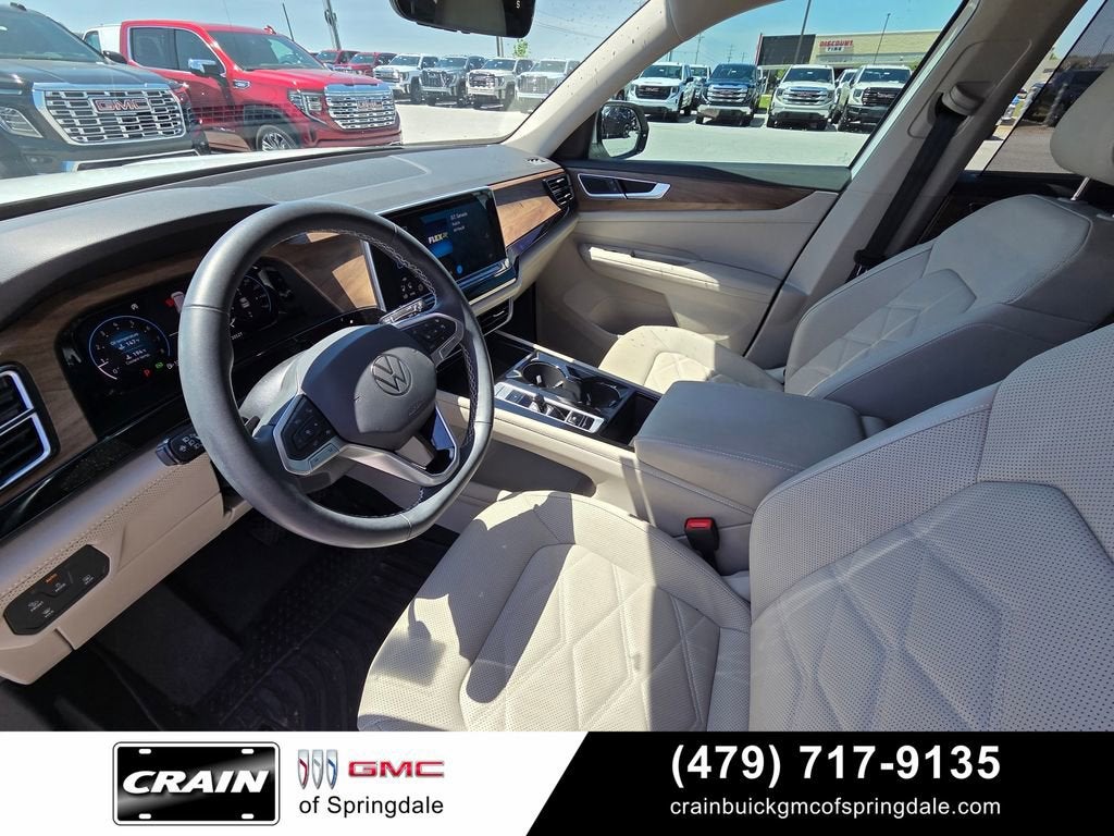 2024 Volkswagen Atlas 2.0T SE w/Technology
