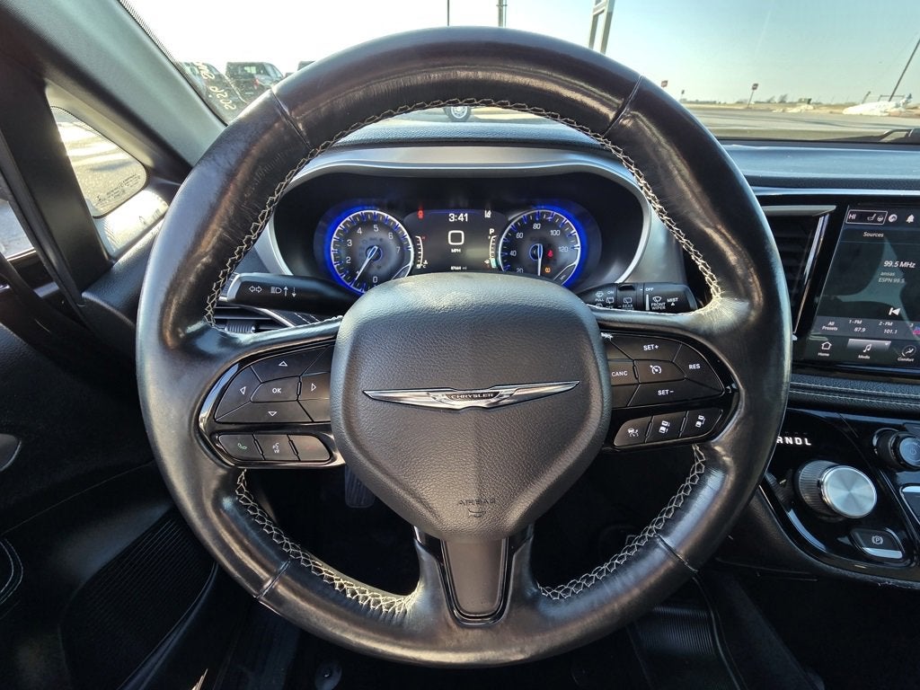 2021 Chrysler Pacifica Touring