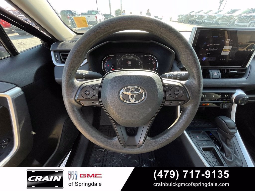 2025 Toyota RAV4 XLE
