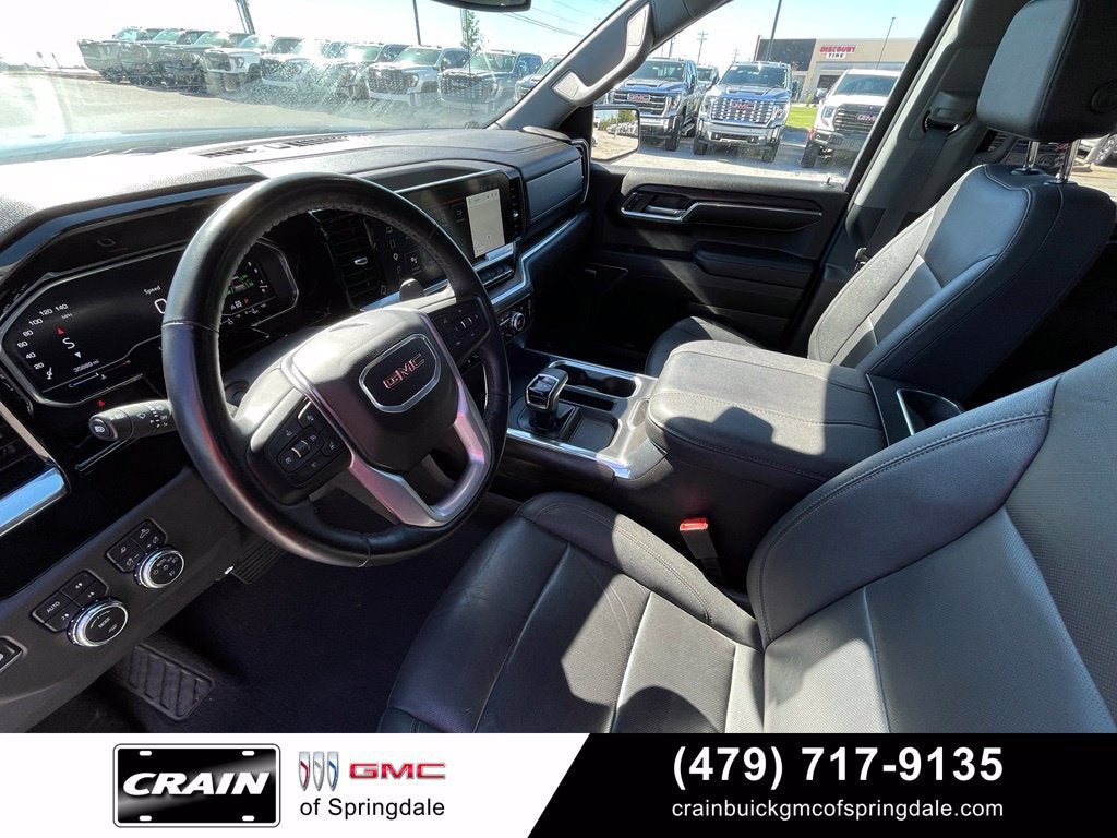 2024 GMC Sierra 1500 SLT