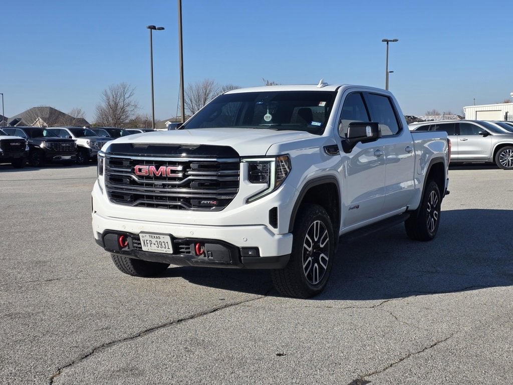2025 GMC Sierra 1500 AT4