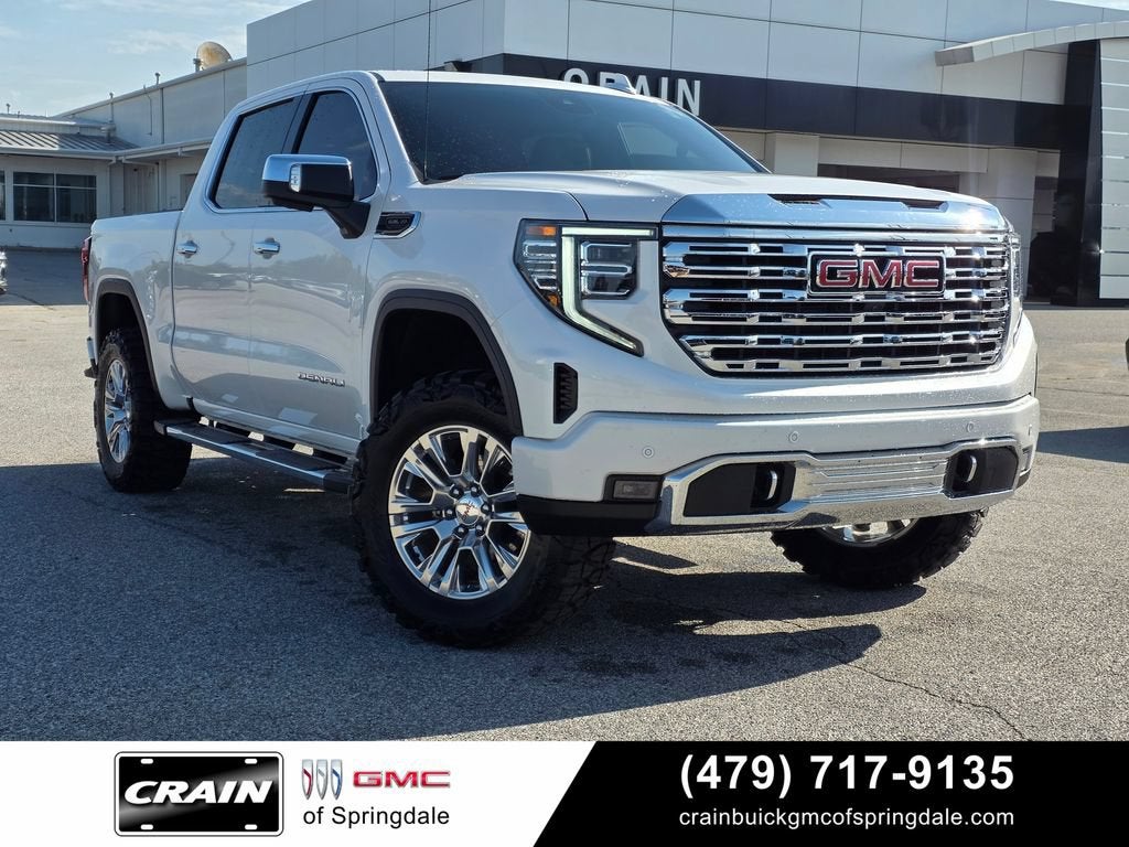 2025 GMC Sierra 4WD Crew Cab Short Box Denali's photo