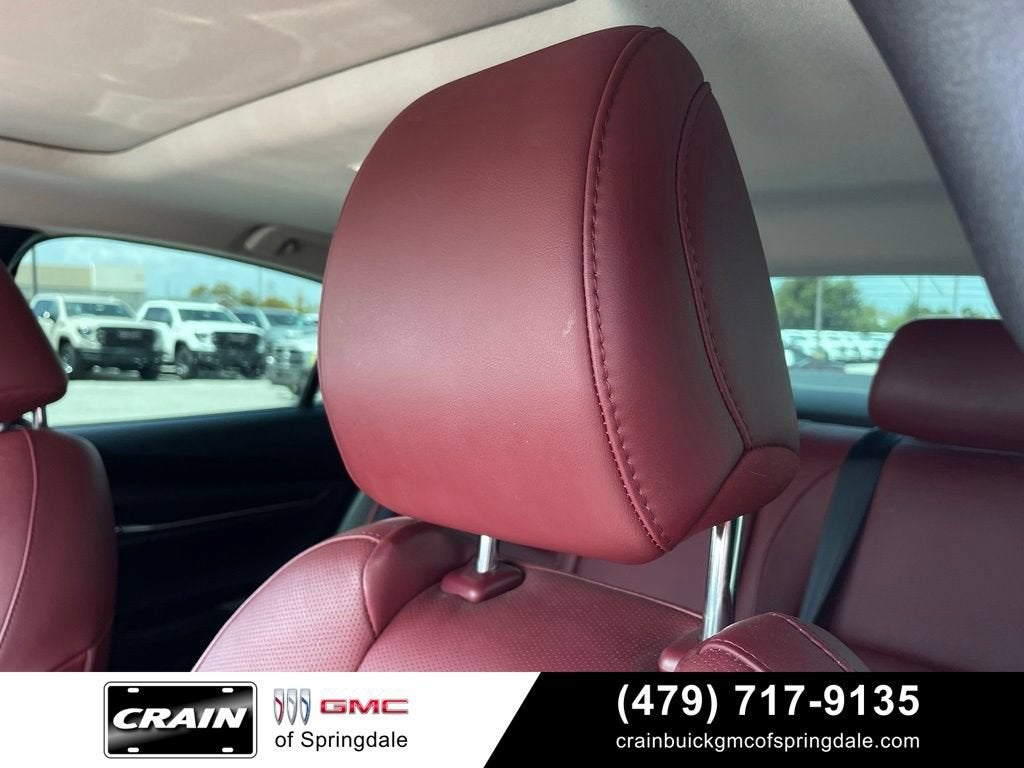 2023 Mazda Mazda3 Sedan 2.5 S Carbon Edition