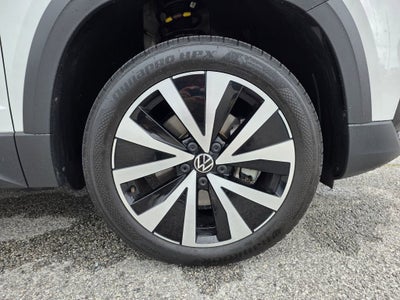 2023 Volkswagen Taos SE