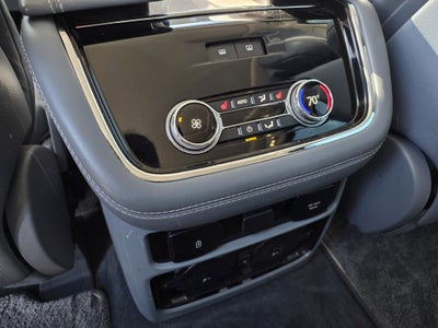 2020 Lincoln Navigator Black Label