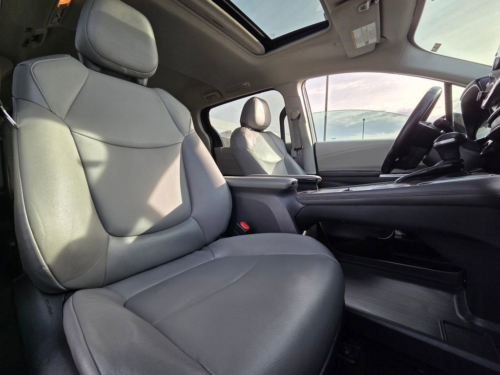 2022 Toyota Sienna XLE