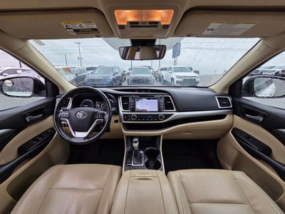 2018 Toyota Highlander SE
