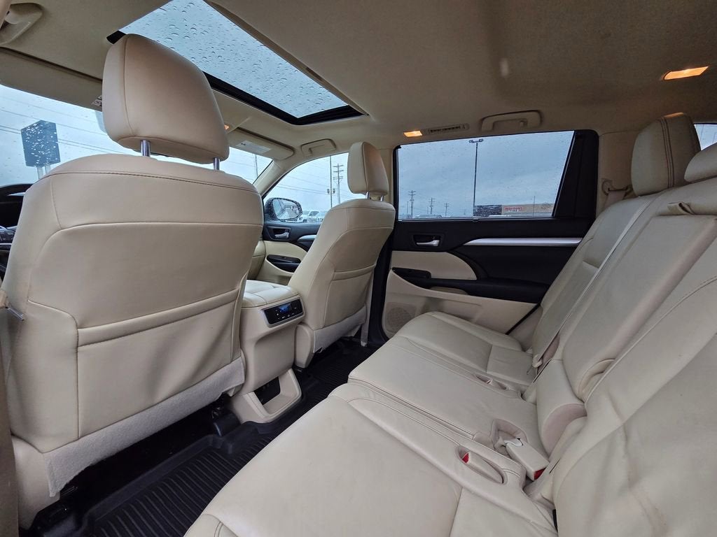 2018 Toyota Highlander SE