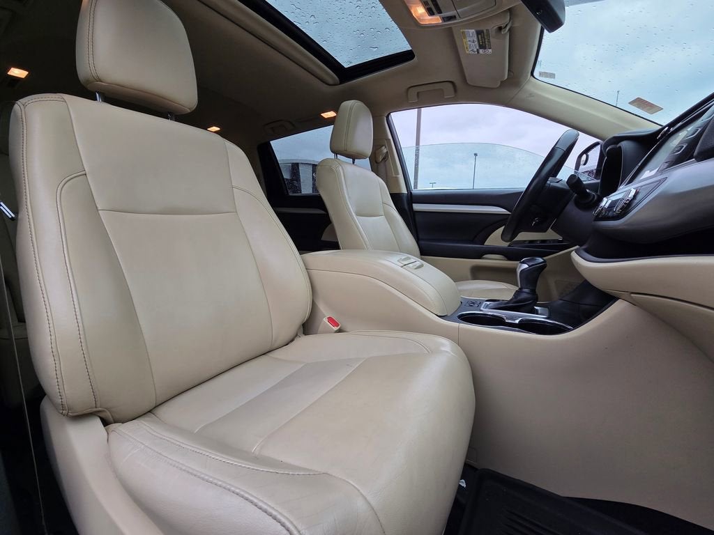 2018 Toyota Highlander SE