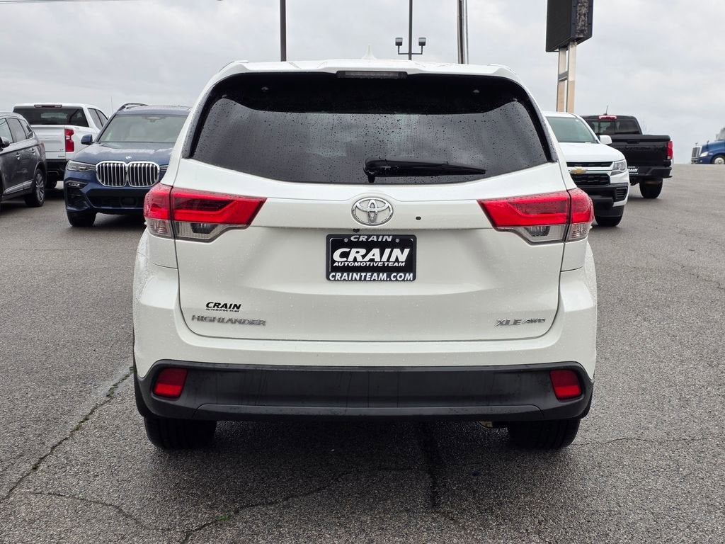 2018 Toyota Highlander SE