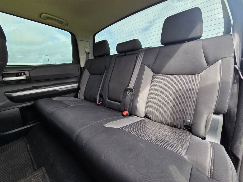 2017 Toyota Tundra 4WD SR5