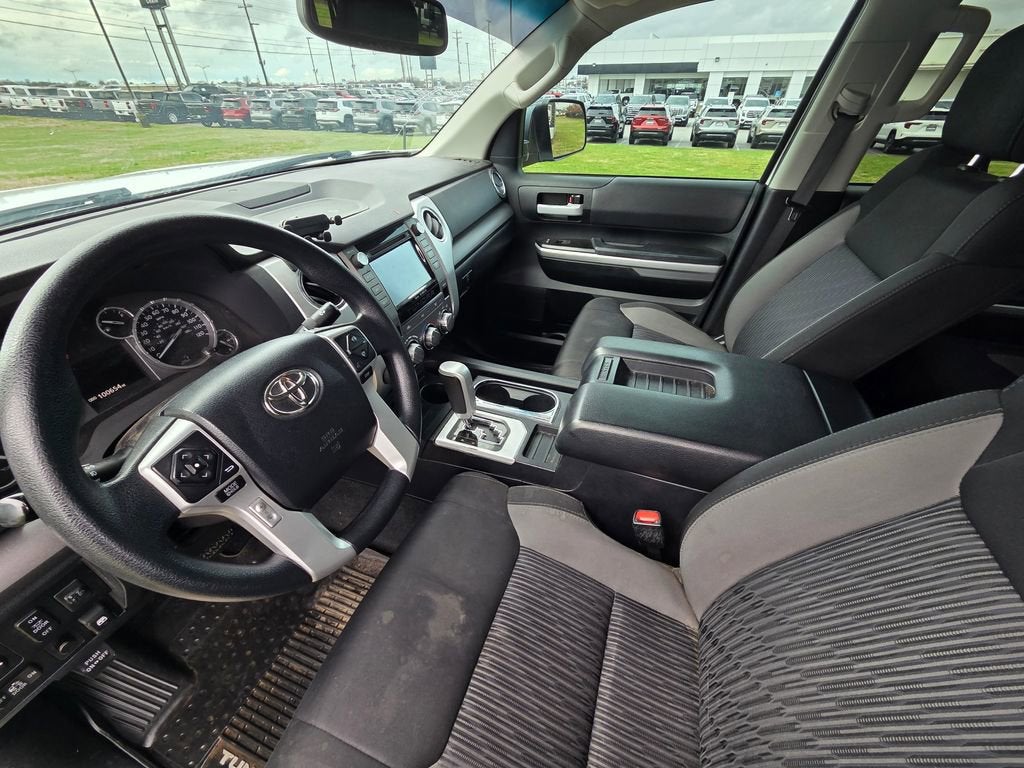 2017 Toyota Tundra 4WD SR5