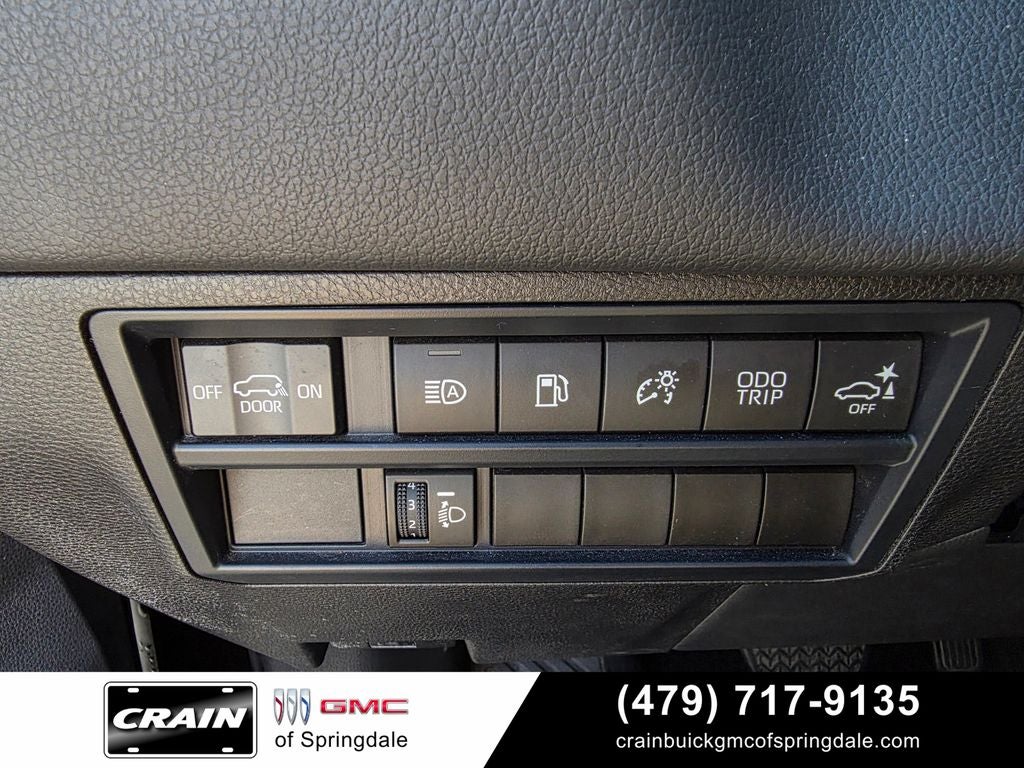 2025 Toyota Sequoia SR5