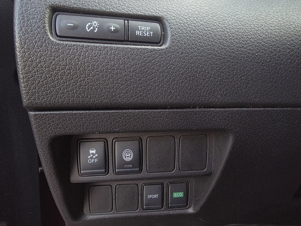 2022 Nissan Rogue Sport S