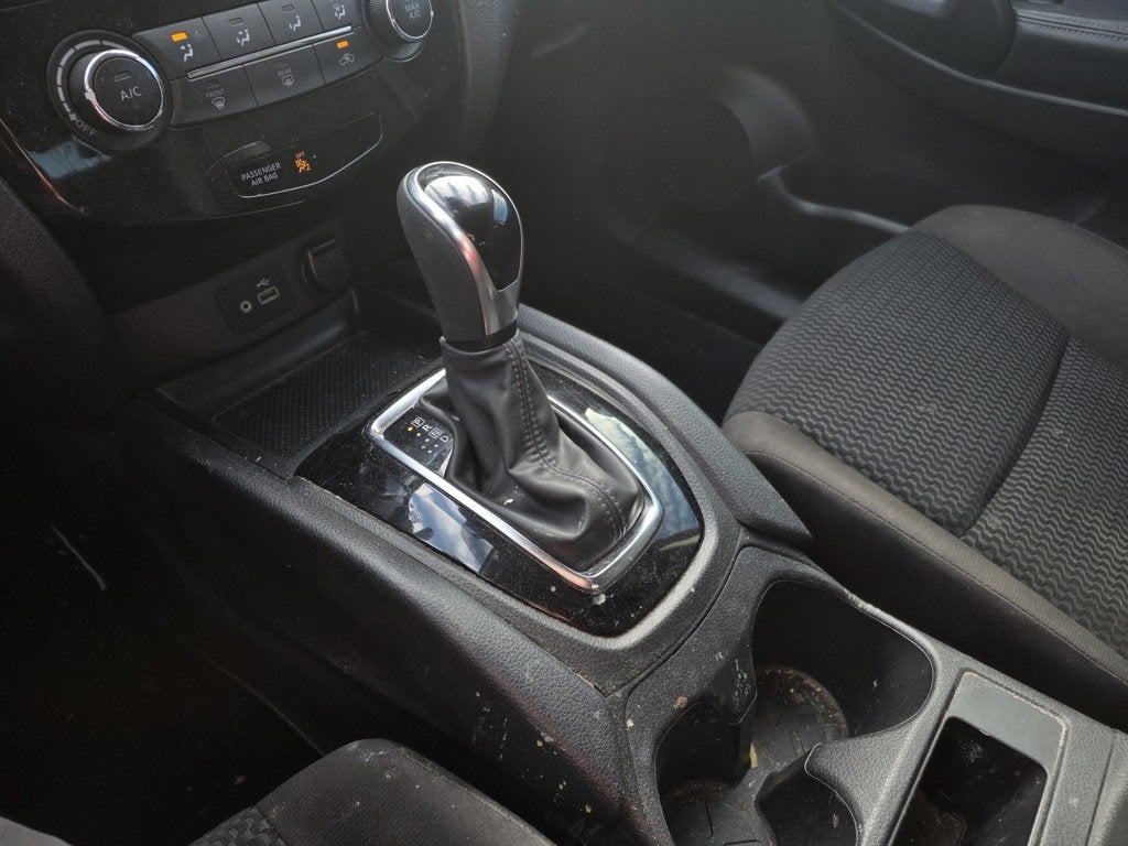 2022 Nissan Rogue Sport S