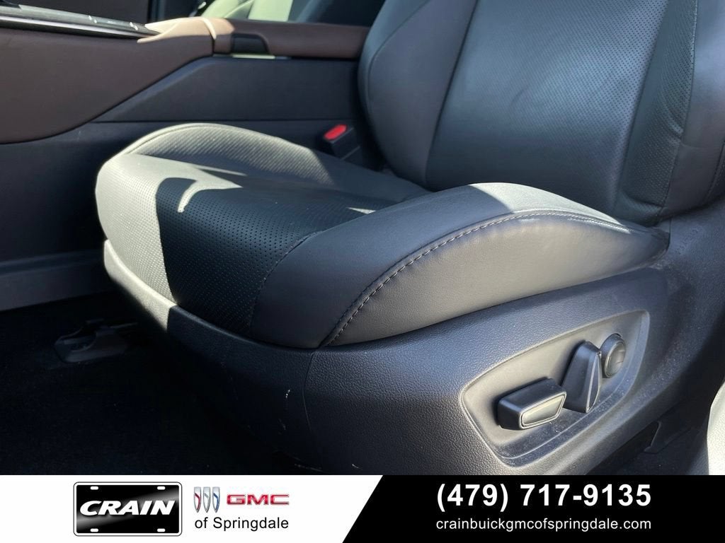 2023 Toyota Crown XLE