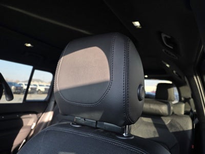 2024 Land Rover Defender X-Dynamic SE