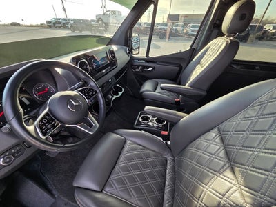 2021 Mercedes-Benz Sprinter Van 2500 STANDARD ROO