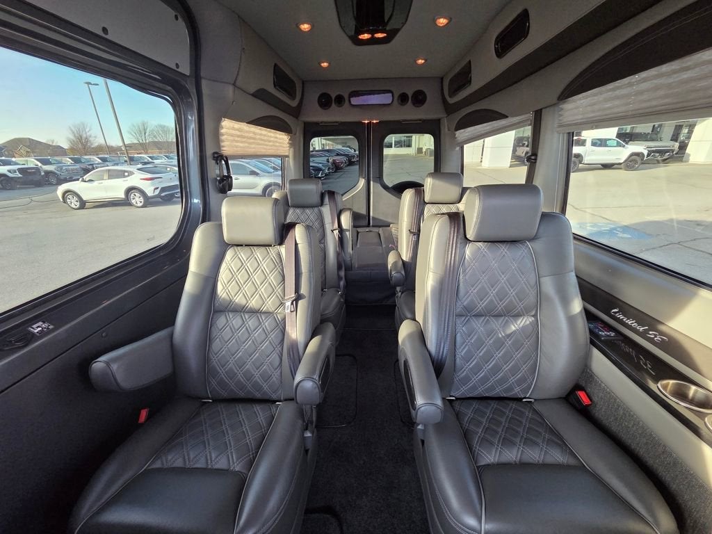2021 Mercedes-Benz Sprinter Van 2500 STANDARD ROO