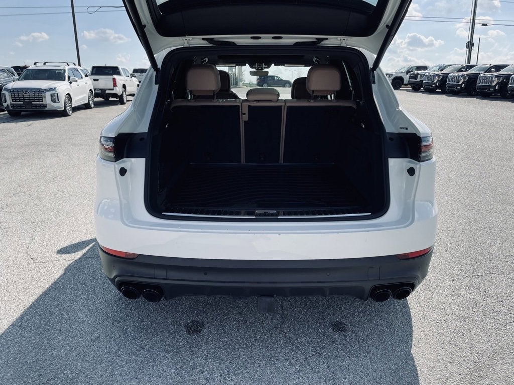 2023 Porsche Cayenne PLATINUM EDITION