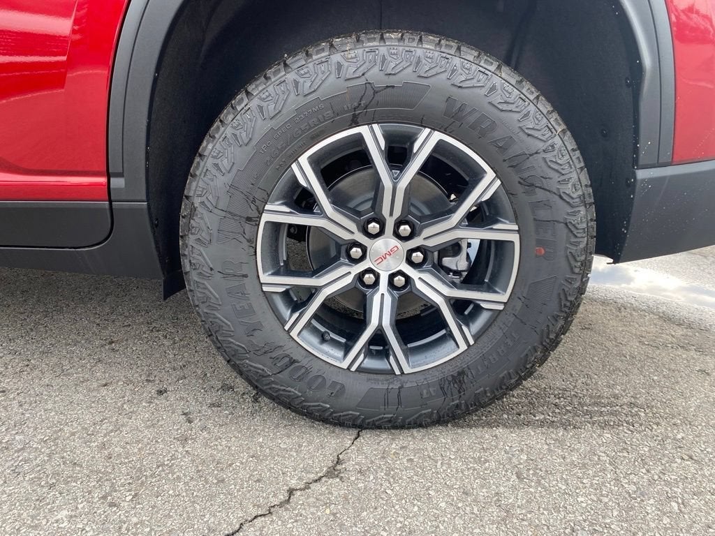 2027 GMC Acadia AT4