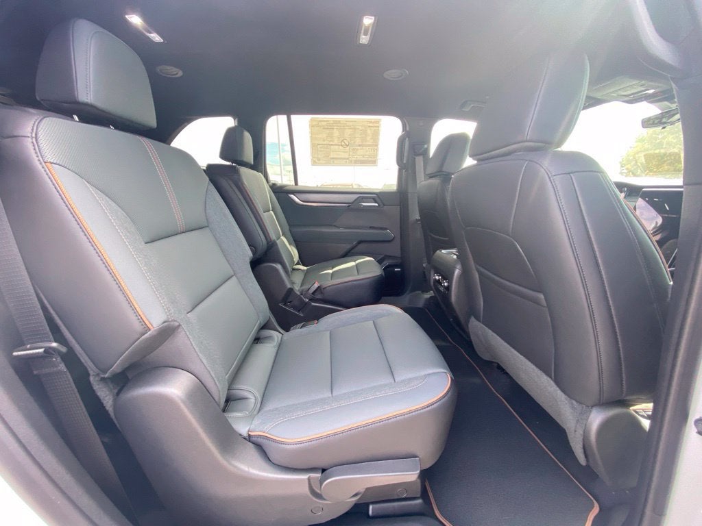 2027 GMC Acadia AT4