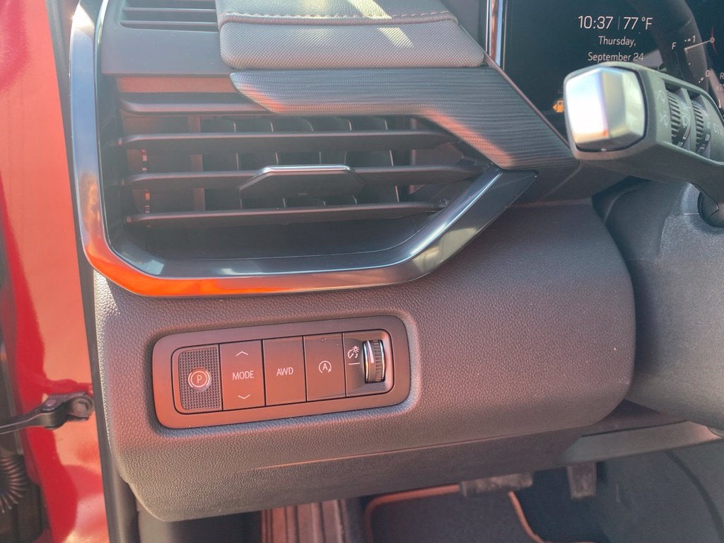 2027 GMC Acadia AT4