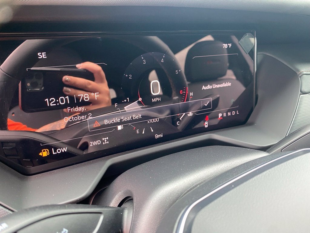2027 GMC Acadia AT4
