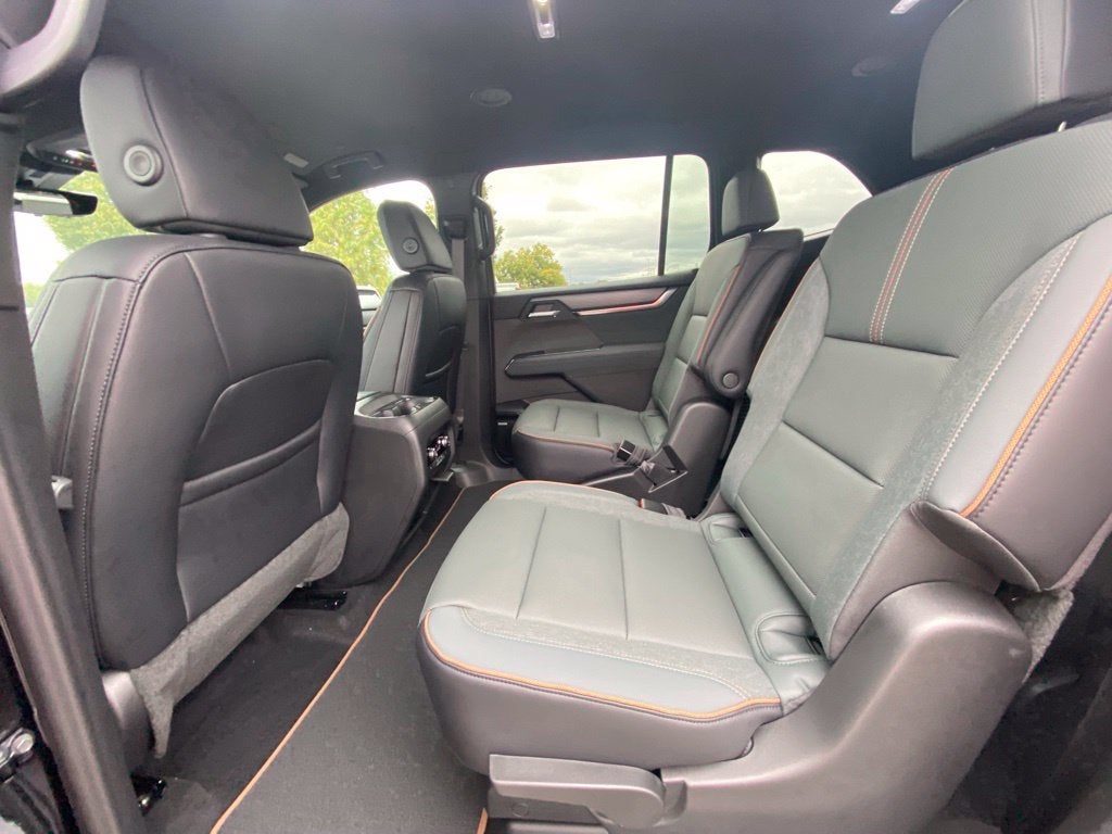 2027 GMC Acadia AT4