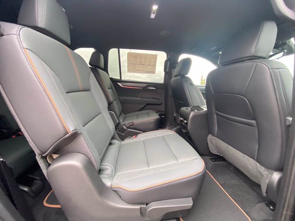 2027 GMC Acadia AT4