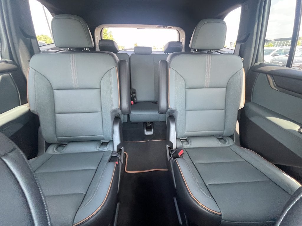 2027 GMC Acadia AT4