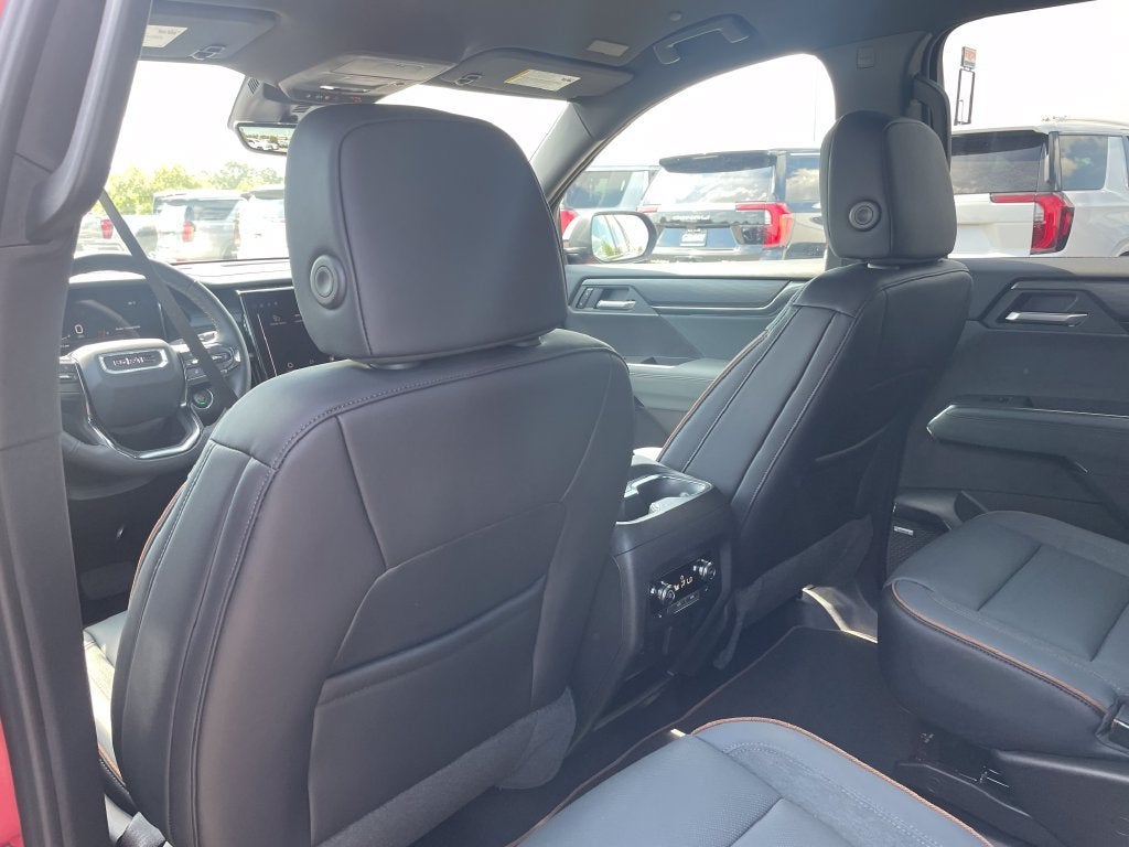 2027 GMC Acadia AT4