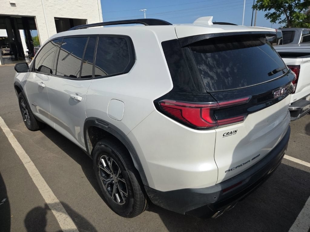 2025 GMC Acadia AT4